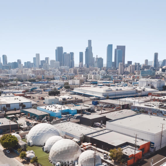 How to make a travel plan to visit a city on a budget